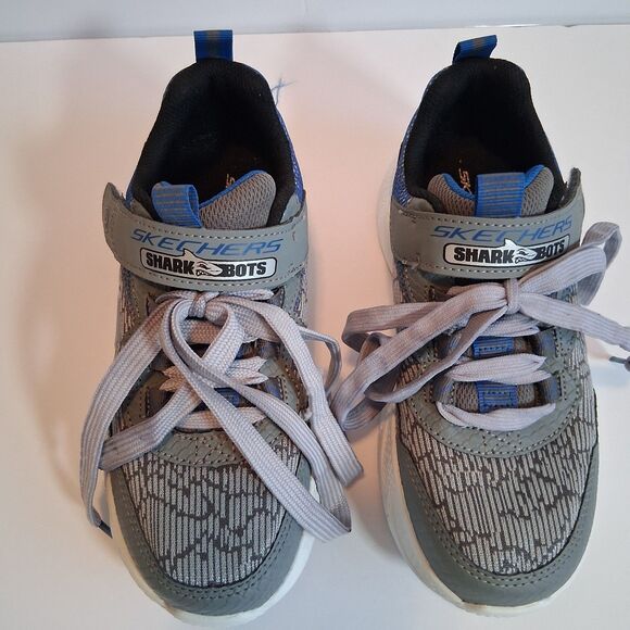 Skechers Creature Lights shark Bots light up Shoes kids size 2 Box - Picture 2 of 9